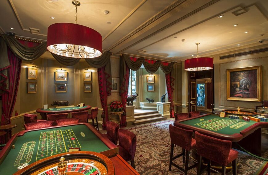 A Night of Extravagance: M Casino’s High-Stakes Gaming Rooms