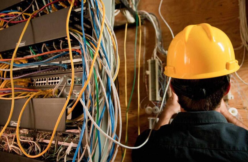 Metairie Electrician