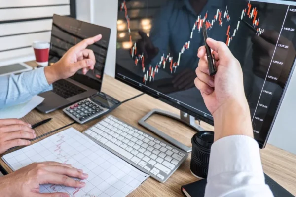 Korean Coding Bootcamp Grads Are Repurposing Skills for MetaTrader 5 Scripts