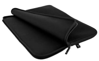 Neoprene Laptop Bags vs. Traditional Laptop Bags: Key Differences